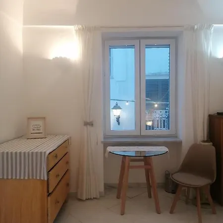 Apartmán Yid Coozy & Romantic Capri Atp